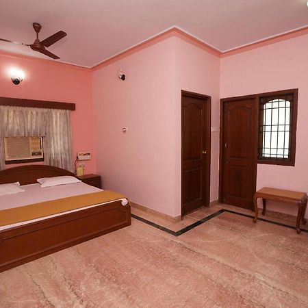 Lloyds Serviced Apartments,Krishna Street,T Nagar Čennai Exteriér fotografie