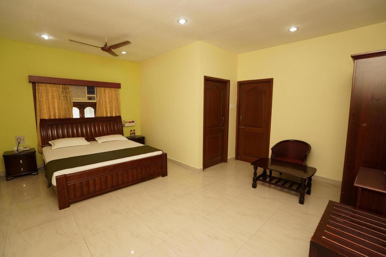 Lloyds Serviced Apartments,Krishna Street,T Nagar Čennai Exteriér fotografie