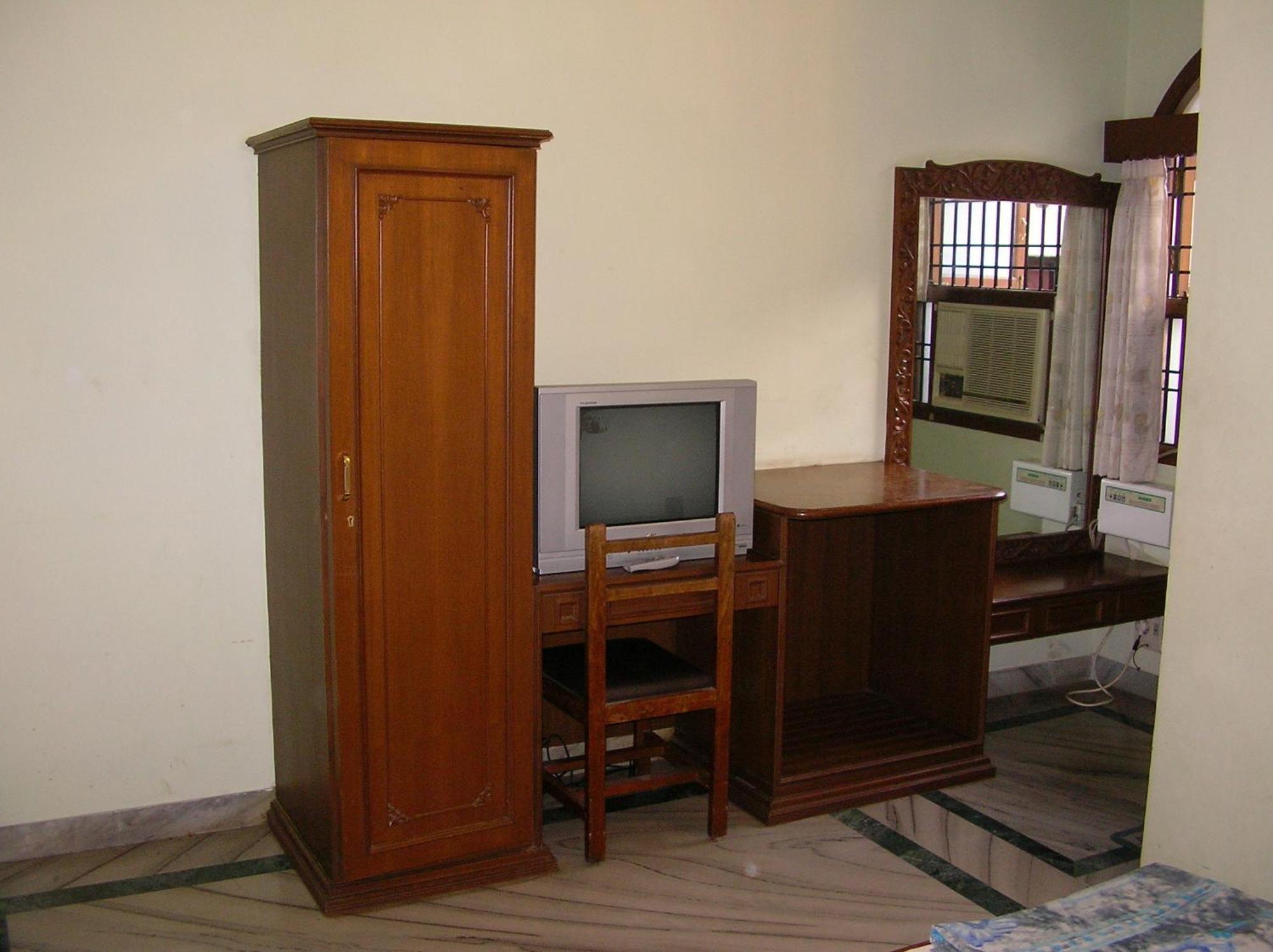 Lloyds Serviced Apartments,Krishna Street,T Nagar Čennai Pokoj fotografie