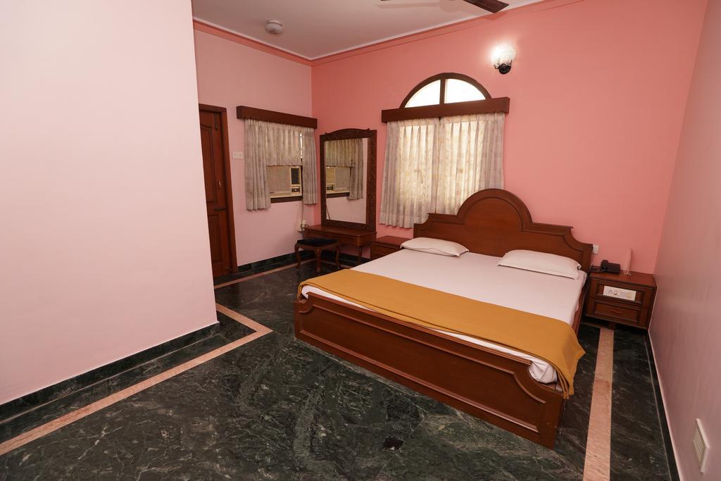 Lloyds Serviced Apartments,Krishna Street,T Nagar Čennai Exteriér fotografie