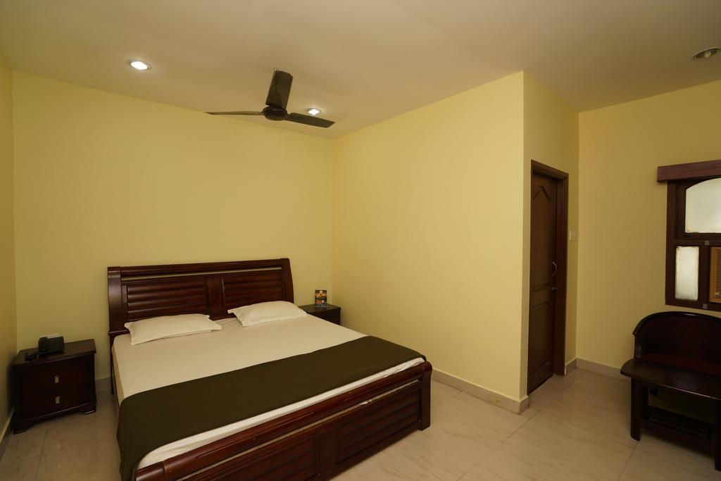 Lloyds Serviced Apartments,Krishna Street,T Nagar Čennai Exteriér fotografie